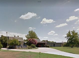 2961 Twin Acres Dr, Norman, OK 73071
