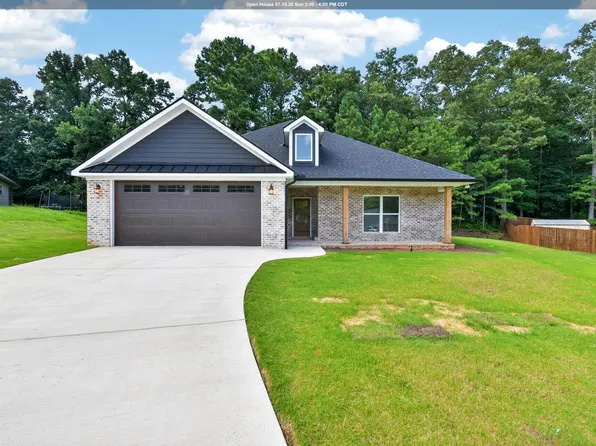 13550 Vineyard Way, Northport, AL 35475