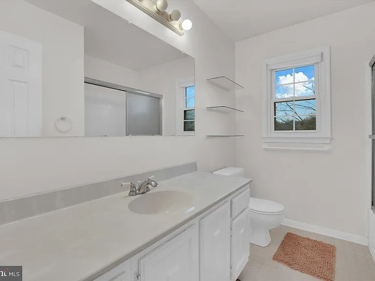 12451 Plowman Ct — Photo 21