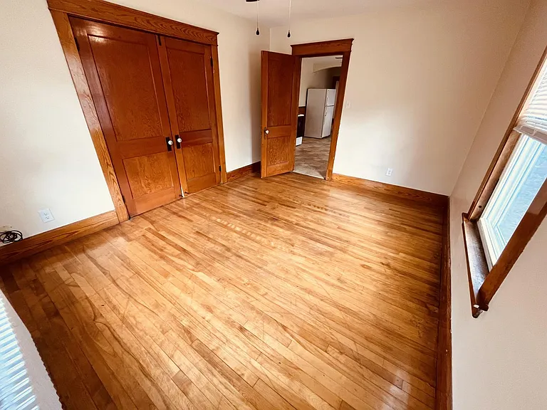 122 2nd St #3 — Photo 9