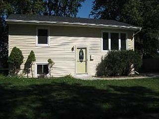 5th image of 732 S Wind Dr