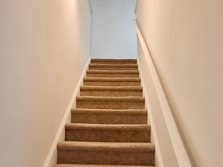 315 Crestfield Cir — Photo 6