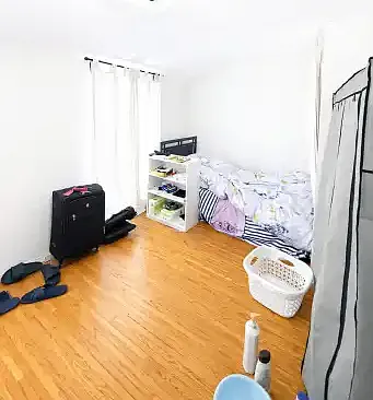 3 bed, 1.0 bath, $2,000 — Photo 4