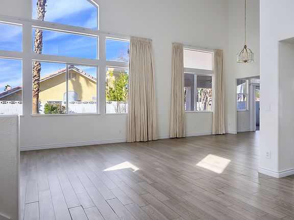 5th image of 9208 Evergreen Canyon Dr