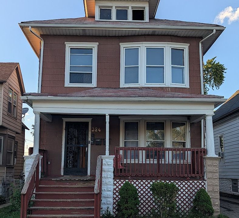 1st image of 324 W 112th St