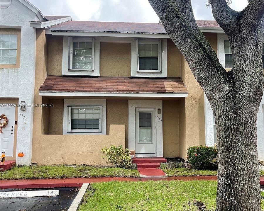 1st image of 7124 Woodmont Ave