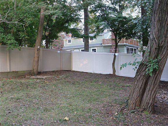 2nd image of 21 Deer Dr