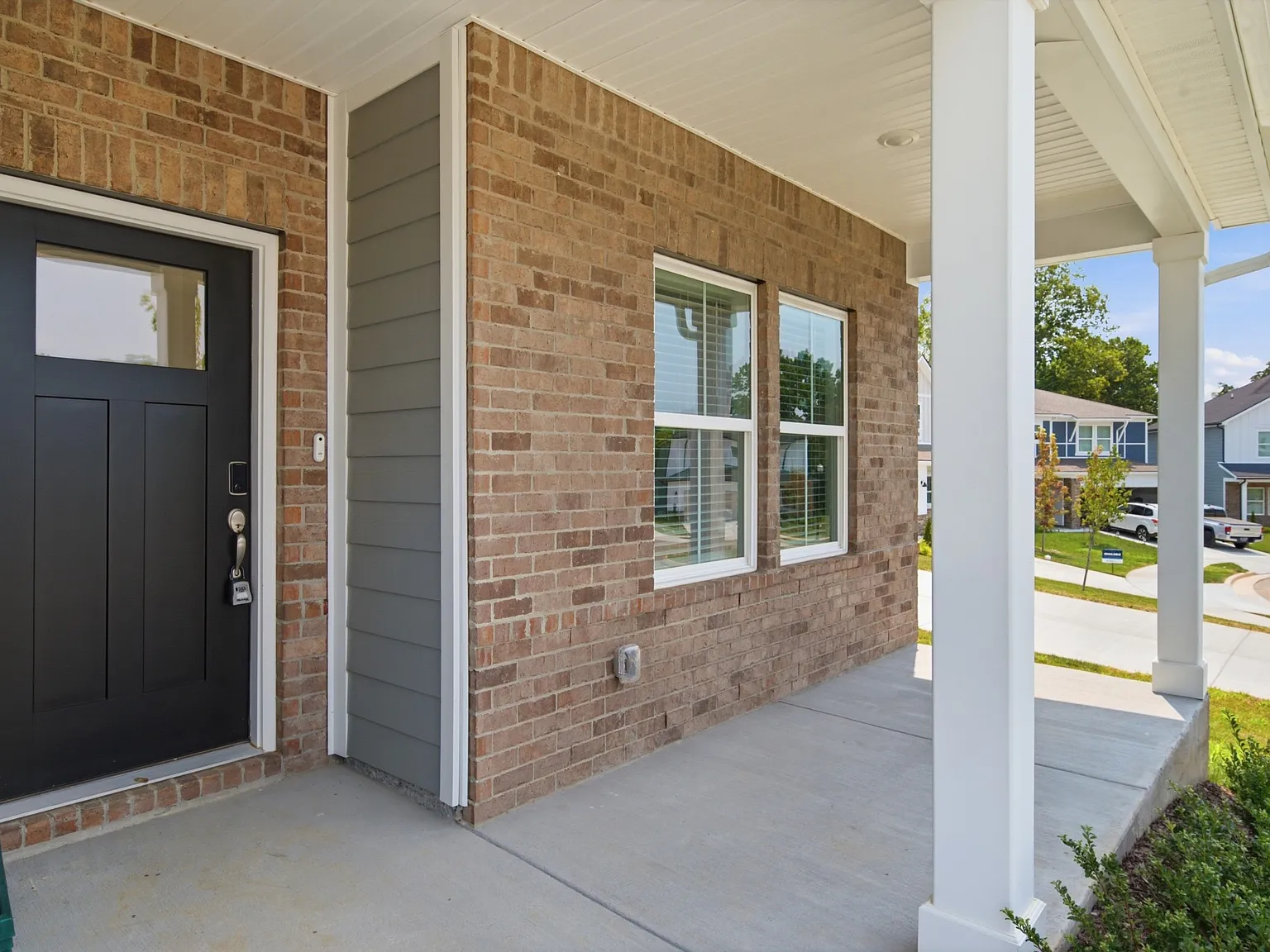 5 bed, 2674 sqft, $3,000 — Photo 4