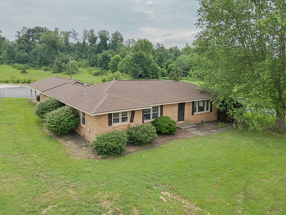 4th image of 3272 Tom Lane Rd
