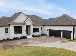 121 Rovello Ct, Greenville, SC 29609