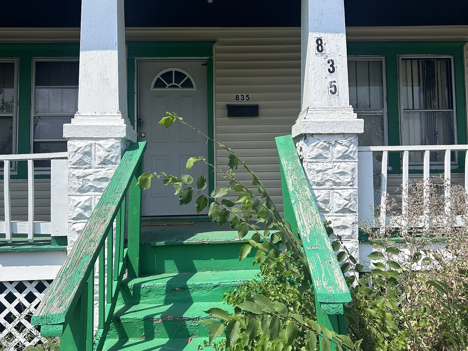 2 bed, 988 sqft, $550 — Photo 4