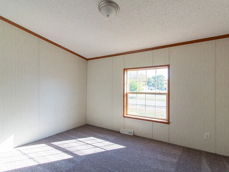 318 N Harrison St — Photo 15