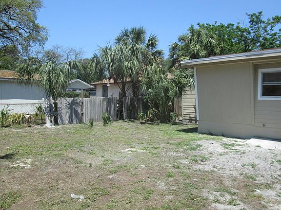 2nd image of 2508 W Fig St