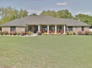 2035 W Fountain Rd, Webb City, MO 64870