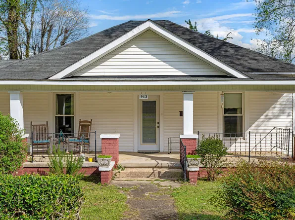 913 Elm Ave, South Pittsburg, TN 37380