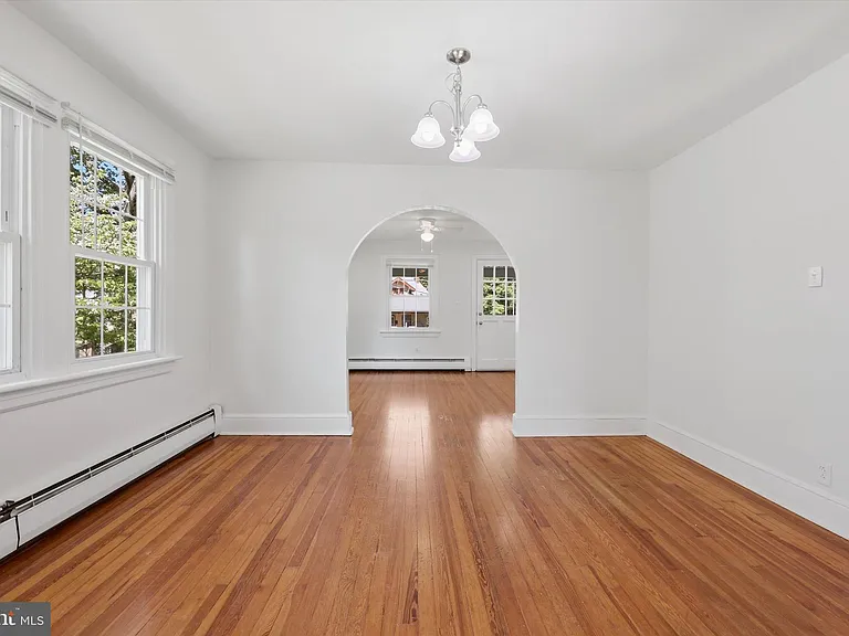 604 Grant Ave #1 — Photo 10