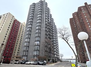 8200 E Jefferson Ave APT 404, Detroit, MI 48214