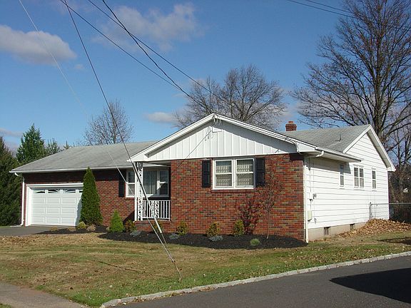 2nd image of 62 Richard Ave