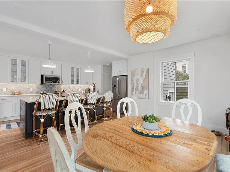 69 Connection St — Photo 10