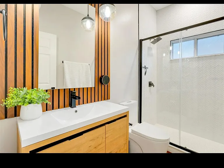 2707 Scarborough Dr — Photo 18
