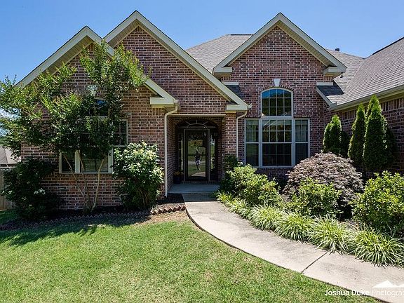 2nd image of 717 W Foothills Dr