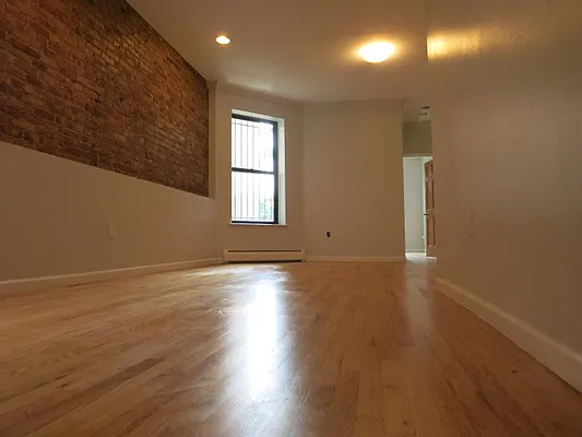 Rented by Mason Group LLC | media 36