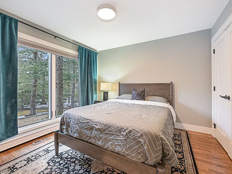 14 Hedges Banks Dr — Photo 14