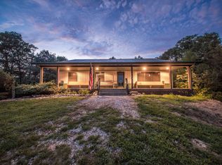 880 Greendale Lake Dr, Xenia, IL 62899