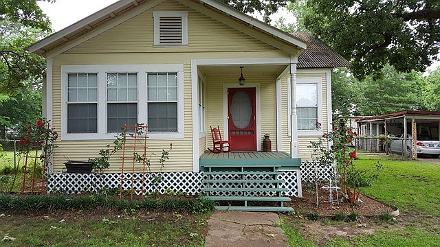 1st image of 406 Hendrick Ave