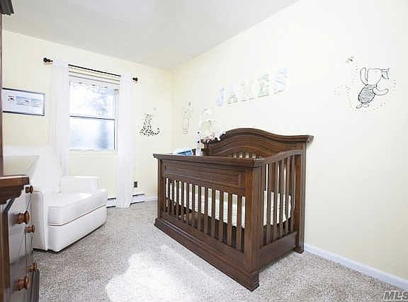 5th image of 100 Connetquot Ave APT 18