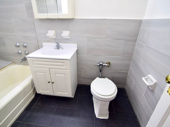 5th image of 2101 Bedford Ave APT 4B