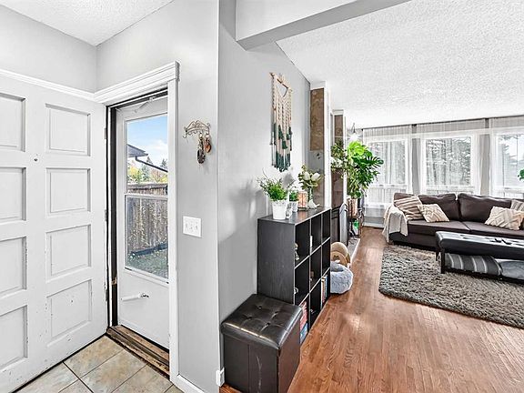 5th image of 59 E Summerwood Rd SE