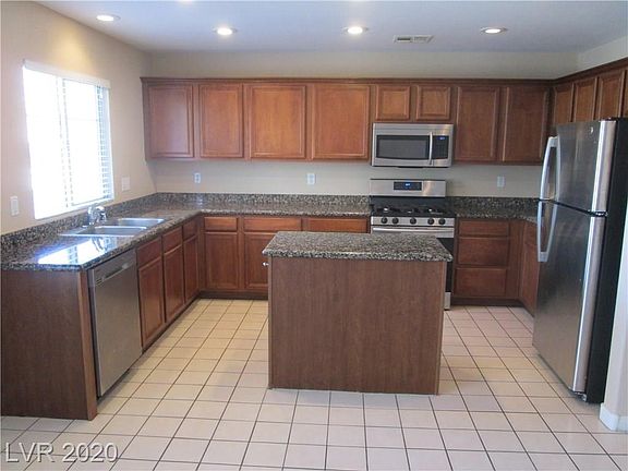 5th image of 312 Vista Heights Ln