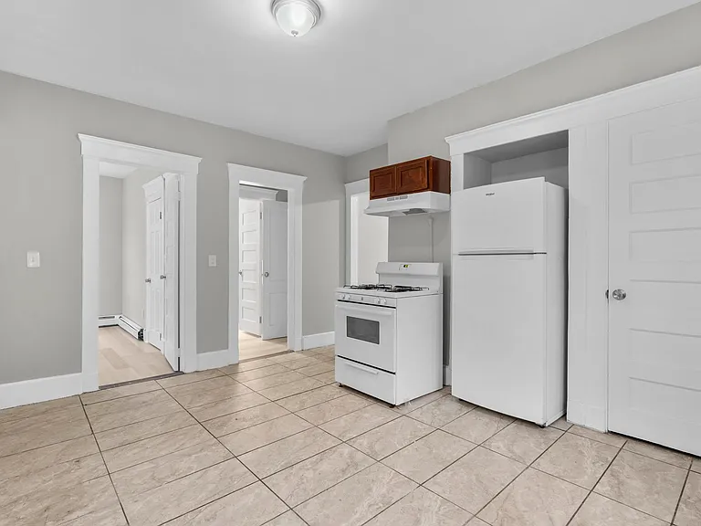 260 Orchard St #2 — Photo 2
