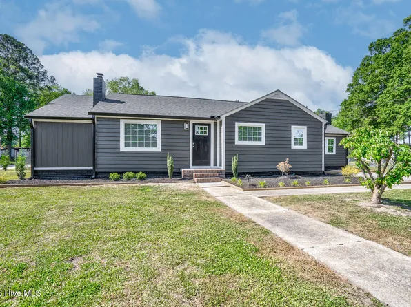 301 W John J Sharpe Street, Sharpsburg, NC 27803