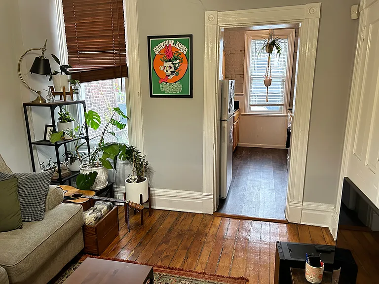372 Main St — Photo 11