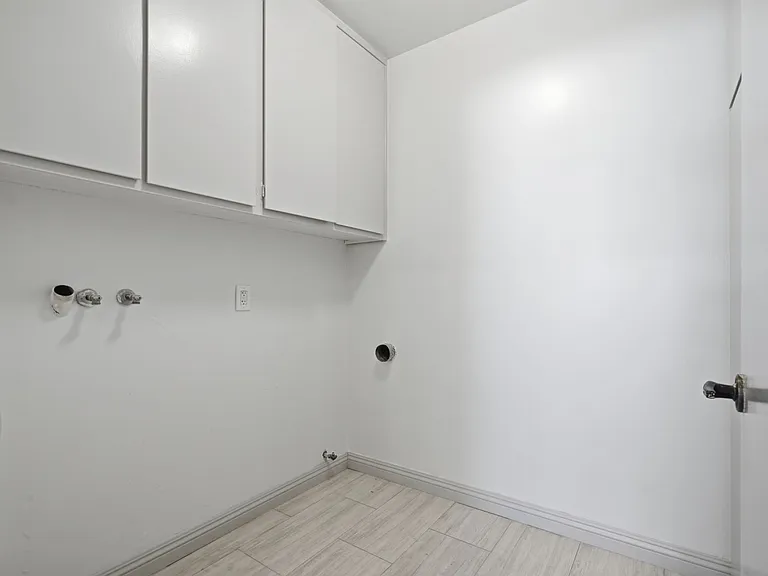853 S Le Doux Rd #202 — Photo 9