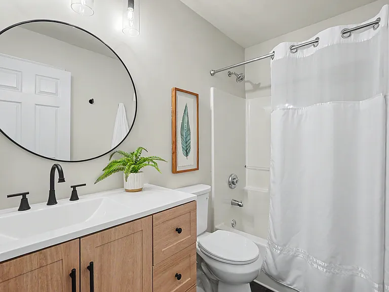 8003 Knights Crossing Dr — Photo 25