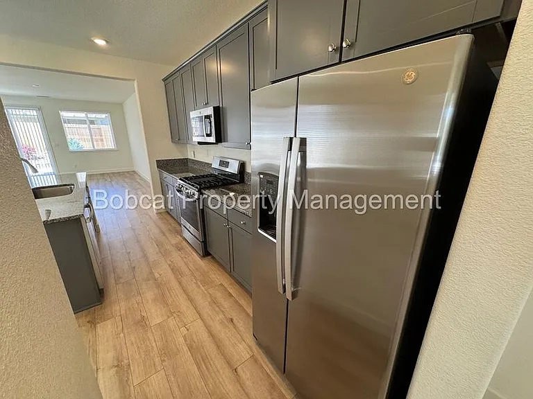 1064 Copper Hill Ave — Photo 9