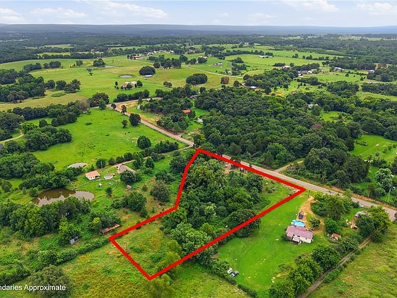 3rd image of 3117 Freedom Valley Rd
