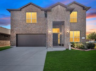 2400 Clay Creek Ln, Fort Worth, TX 76177