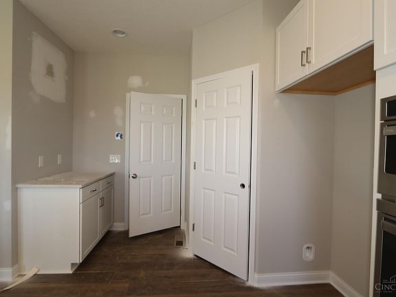 4th image of 5515 Timberhill Dr #9540