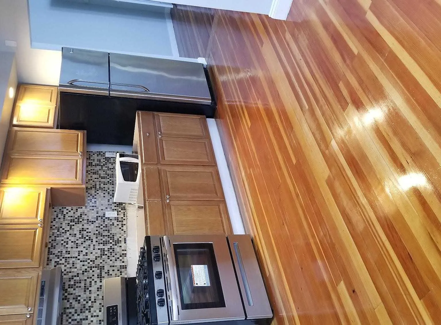 3 bed, $2,900 — Photo 1