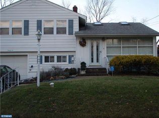 22 E Woodcrest Ave, Maple Shade, NJ 08052