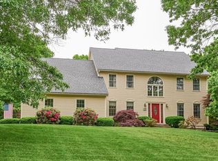 104 Jefferson Rd, Franklin, MA 02038