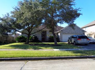 2319 Waterwood Dr, Sugar Land, TX 77479