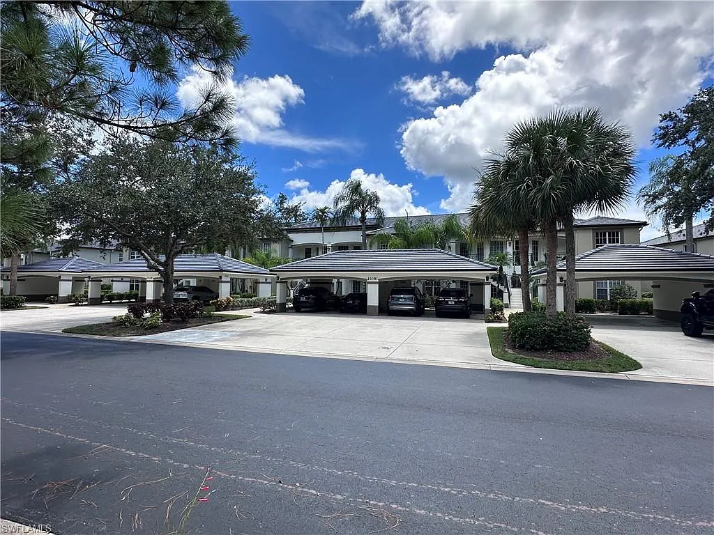 2 bed, 2.0 bath, 1672 sqft, $7,500 — Photo 1