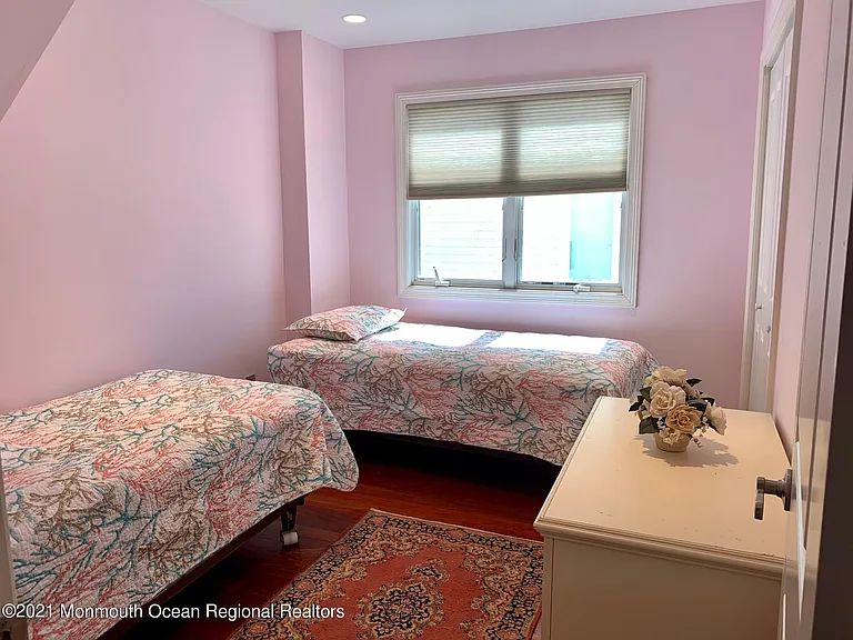 919 N Ocean Ave — Photo 14