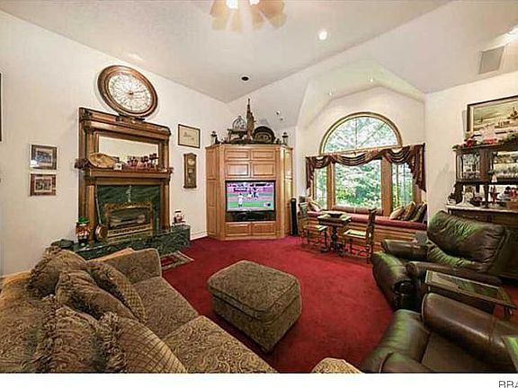 4th image of 151 Cedar Ridge Dr