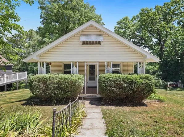 2429 S 13th St, Kansas City, KS 66103
